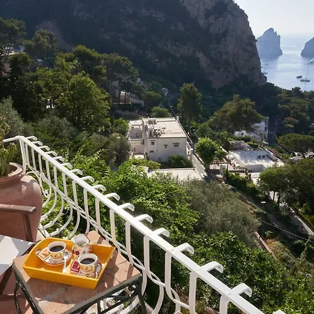 Marina Piccola Ai Faraglioni Holiday home *