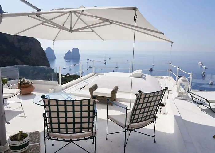 Marina Piccola Ai Faraglioni Feriehus Capri